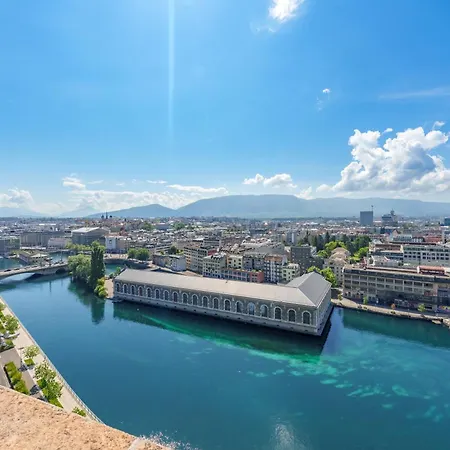 Lejlighed Exclusive 3 Bedroom Luxury Penthouse *
